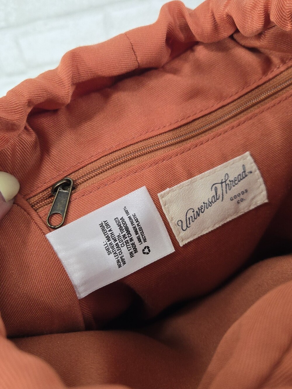 Universal Thread like new mini backpack - Picture 11 of 14